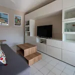 T2 Renove/piscine/clim/commerces Apartman Le Lavandou