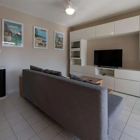 Apartman T2 Renove/piscine/clim/commerces Le Lavandou