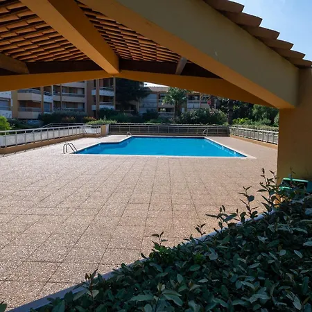 T2 Renove/piscine/clim/commerces