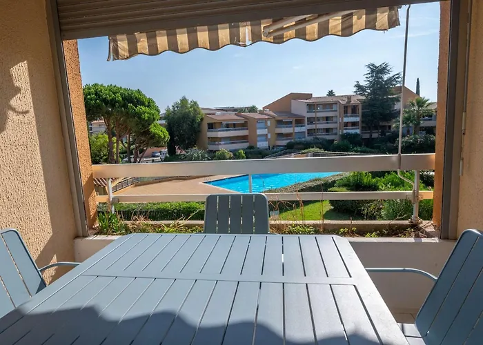 Apartman T2 Renove/piscine/clim/commerces *